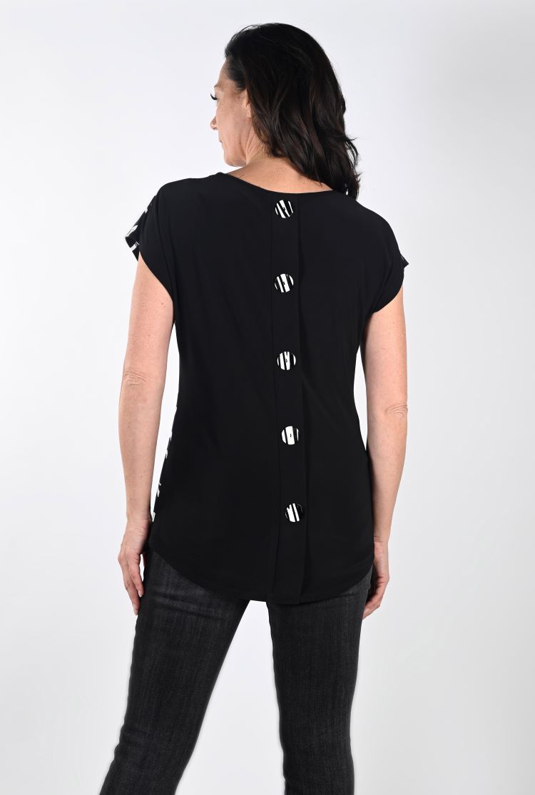 Frank Lyman Style: 233525 Button Back Patterned Top