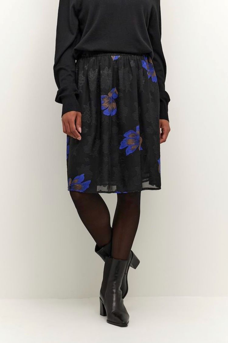 Kaffe Style: 10506954 Ameda skirt, black with blue flowers