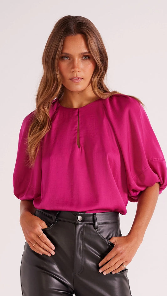 Blusa Safira con mangas abullonadas