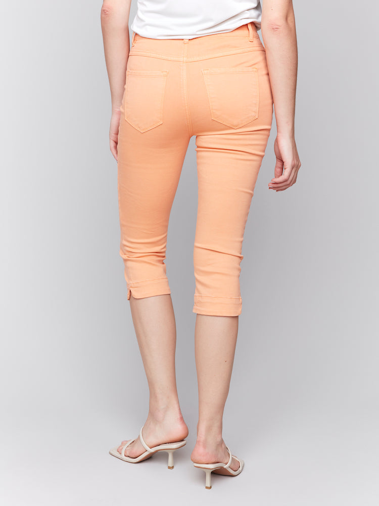 Knee High Capri Twill Pants