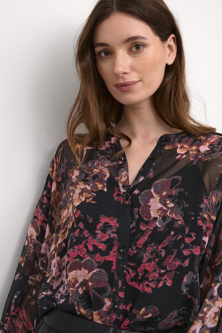 CRAnnu Floral Blouse