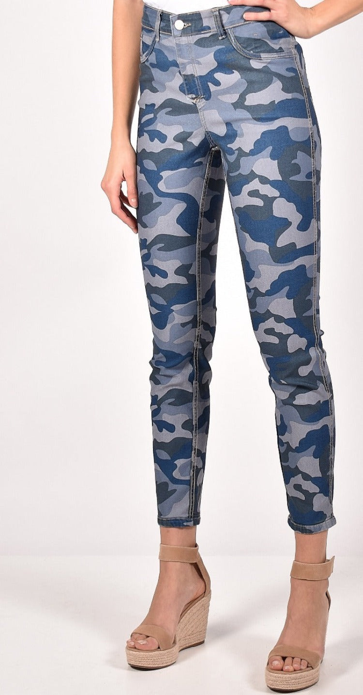 Camo Reversible Jean