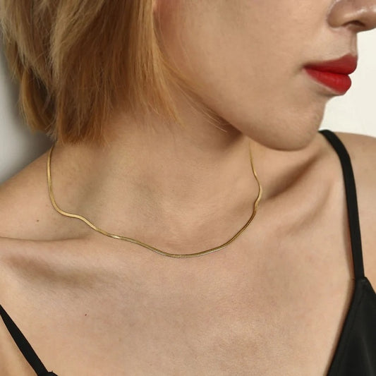 MILA: Snake Skin Textured Delicate Width Gold Chain Necklace