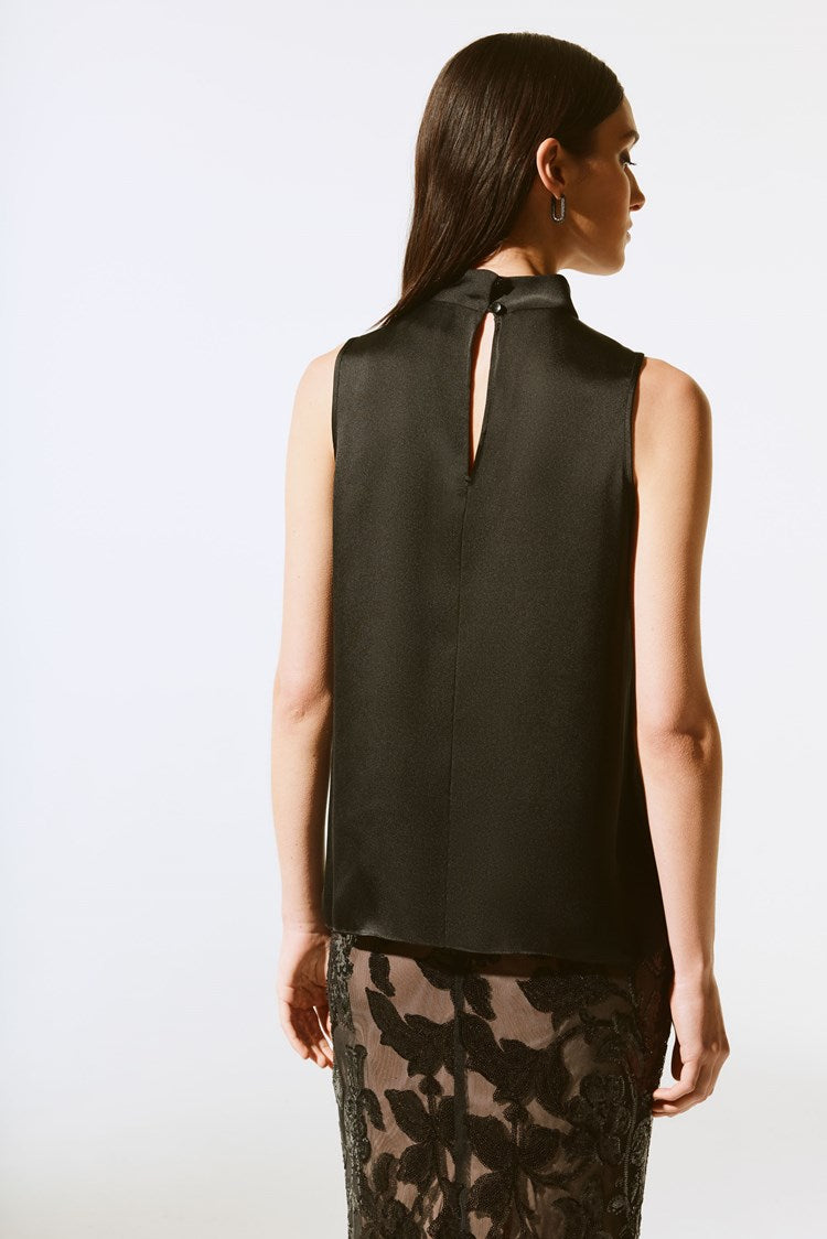 Minimalist High-neck Keyhole Tank