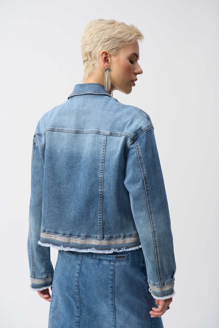 Casual Denim Jacket With Frayed Hem