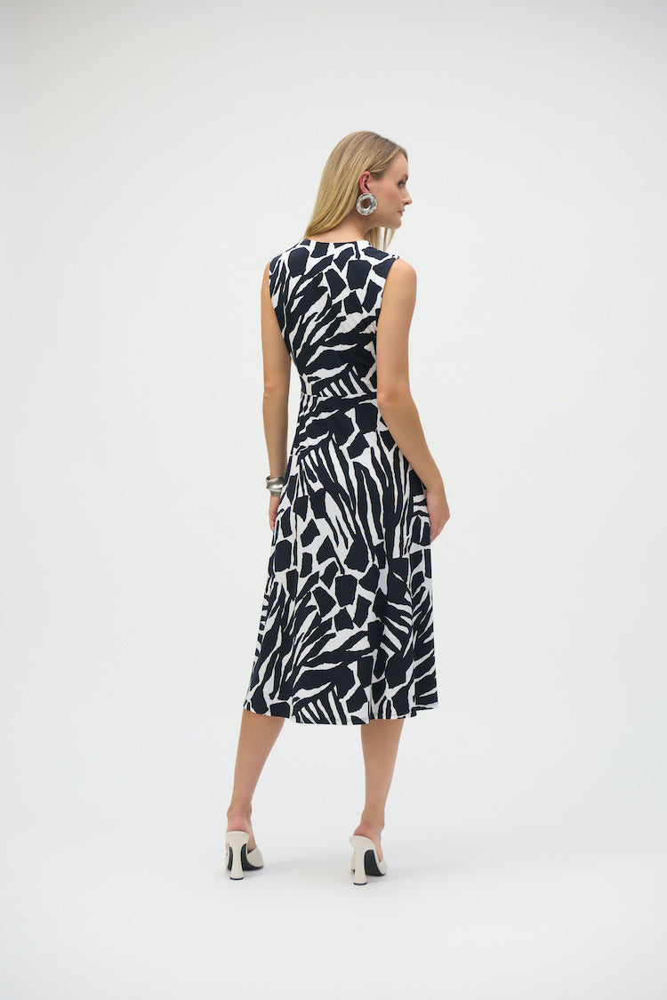 Knee-length Wrap Dress