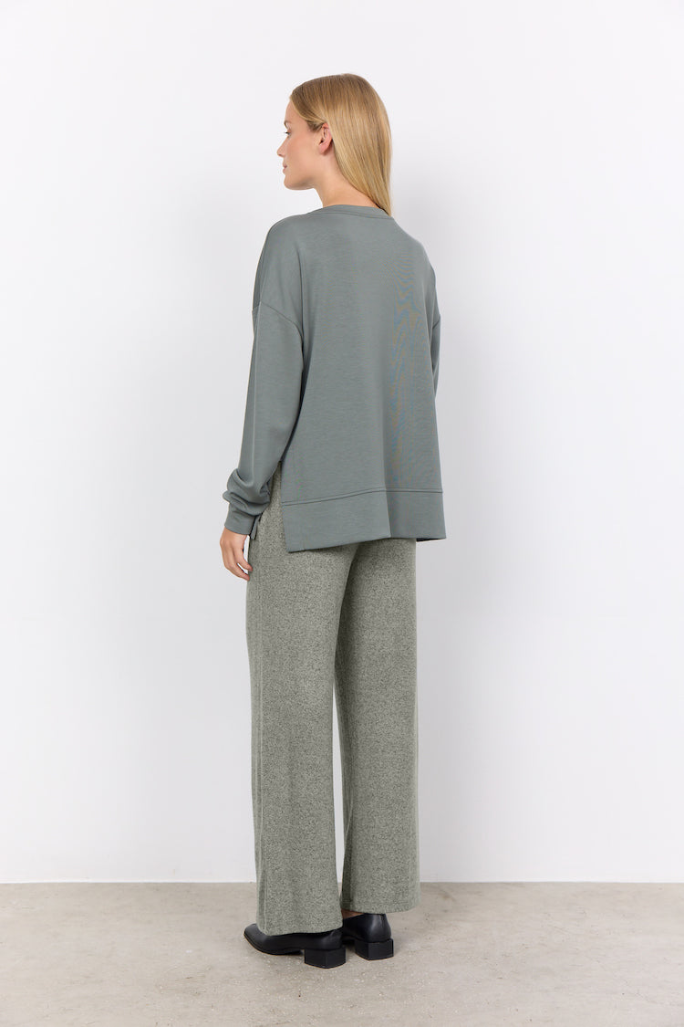 Banu Crew Neck Pullover