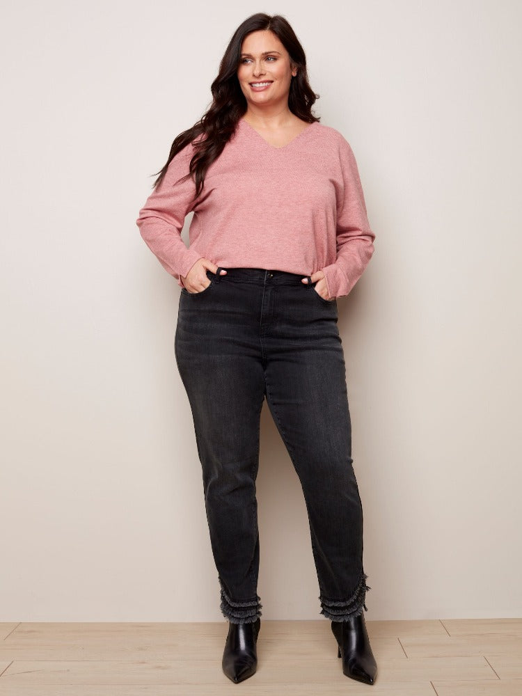 Curvy Frayed Hem Jeans